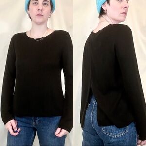 Verve Blues Black Lightweight Knit Sweater w/ Back Slit Vent